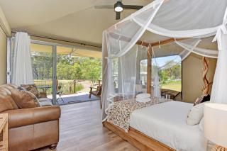 Pokolbin Glamping - Sleeps 6 Across 3 Eco-Friendly Glamping Tents - Pokolbin - 8