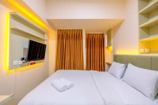 Pleasant and Tidy Studio Tokyo Riverside PIK 2 Apartment By Travelio - Rawalembang - 1