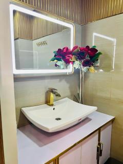 SHORE MOA- EXXY SUITES Pasay - Manila - 1