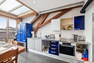 The R Loft - Cosy Kalmantan Suite, Communal Space, Rooftop - Olten - 5