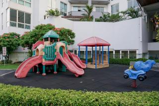 Elegant and Homey 2BR Apartment at Puri Casablanca By Travelio - Jakarta - 3