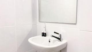 Simple and Tranquil 2BR at Tokyo Riverside PIK 2 Apartment By Travelio - Rawalembang - 1
