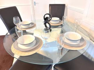 Colchester City Luxury With Free Parking and 5 G WIFI - Colchester - 2