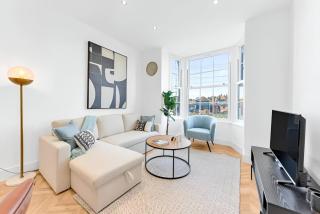 Timeless Comfort 1 Bed Gem with Deluxe Kitchen - Rye - 6