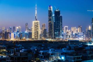 Burj Khalifa View - Pool, Gym - 10 Min To Downtown - 7