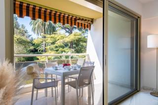 Spacious 2-Br Apartment in a Residence with Pool - 7
