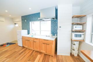 Kametsu Surf House - - 1