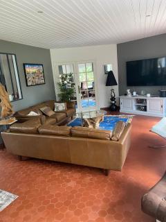 Belle propriété très bon emplacement - 2