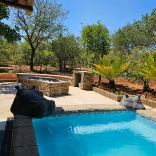 Eye of Kruger - Spacious holiday home with splash pool and boma - Marloth Park - 8
