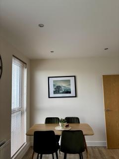 Modern spacious apartment in Addlestone - 2