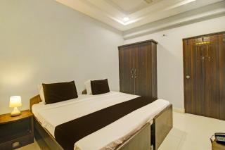 FabHotel Jaswitha Grand - 3