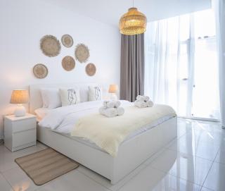 Waves - Charming Apt With Balcony Steps From The Beach - 8