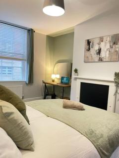 Brand New city Centre Flat, WiFi, Free Private off-site parking - Nottingham - 0