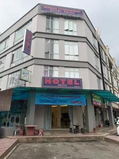 Hotel Shlyo - Gelang Patah - 0