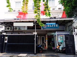 ELITE RESIDENCE Near Central Park Mall - Jakarta - 9