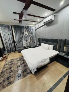 MadCrew Guest House - Islamabad - 8