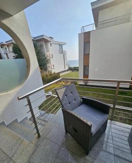 Двустаен апартамент Поморие - 0