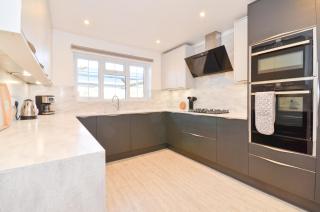 Dassia-Rural Bungalow, Dog Friendly with Hot Tub Near Gurnard - 6