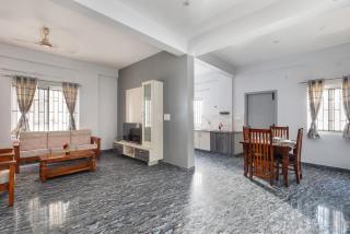 The 4th Block Apartment by RedOlive2BHKJayanagar - 5