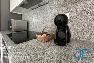 Arada Property - 4 Houses in 1 Private Property, Free Parking and Hot Tub - 5