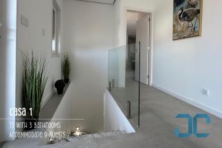 Arada Property - 4 Houses in 1 Private Property, Free Parking and Hot Tub - - 1