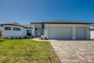 Villa Serenity by CoralVilla - newly built on water - Cape Coral - 0
