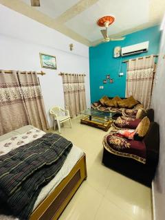 Prayagraj Sangam Homestays - Naini - 4