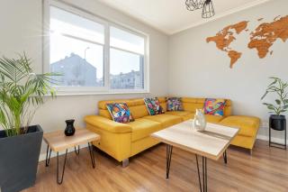 Sezamkowa Apartament z Parkingiem w Gdyni by Noclegi Renters - Dębogórze - 0