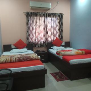 SUBHAM LODGE AnD RESTAURANT - 8