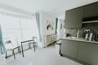 Modern 1bed Flat - Contractors Welcome & Fast Wifi - Cleethorpes - 4