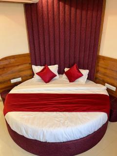 hotel r k VILLA - Ahmedabad - 4