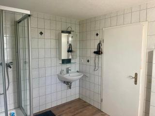 Ristorante Pizzeria Ferienwohnung Mönchle - Hülben - 4