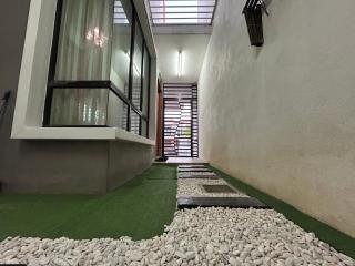 ANANA Homestay - Sepang - 0