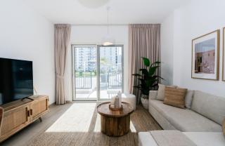 One Bedroom Apartment in Yas Island with Complimentary Yas Theme Park Tickets - Abu Dhabi - 4