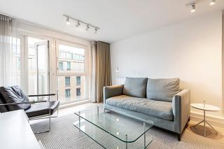 Comfy 2-Bedroom Apartment with Balcony - Londra - 5