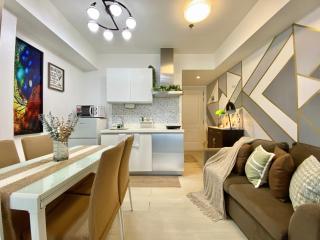 Azure Urban Resort by Melrose Avenue - Manila - 8