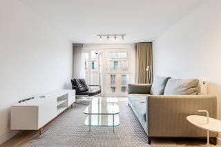 Comfy 2-Bedroom Apartment with Balcony - Londra - 8
