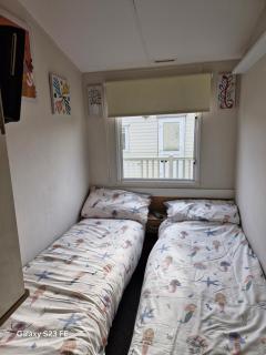 Meadow View 3-Bed Caravan - Sleeps 8 - PetFriendly - Skegness - 5