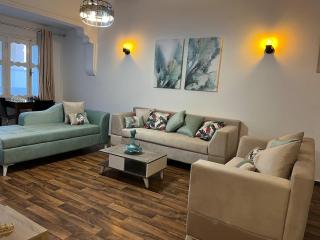 bright and comfortable apartment with sea view - Al Karm - 8