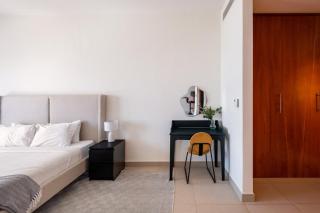 Central Park Tower DIFC - 10 Minutes Walk to Metro - Spacious 1BDR - 3