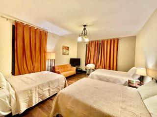 MOTEL House - Newark - 1