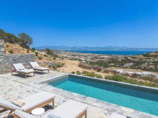 Villa Lefkos Lofos in Paros - 7