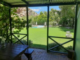 Rainbow Glen Self Catering Chalets - Montagu - 8