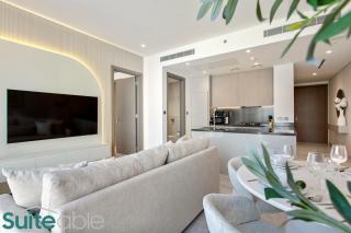 Luxury One Bedroom with Burj Khalifa View - 9