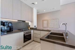 Luxury One Bedroom with Burj Khalifa View - 1