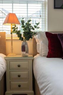 Celebration House - Sleeps 13 - Bath - Bath - 2