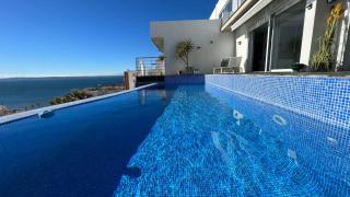 Preciosa casa con piscina desbordante y vistas al mar - Roses - 3