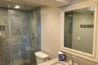 Studio Retreat with Stunning View - Close to Beaches - 4