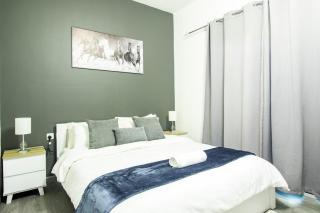 Marina Diamond 2 - Very Close to Metro - Cozy - 0