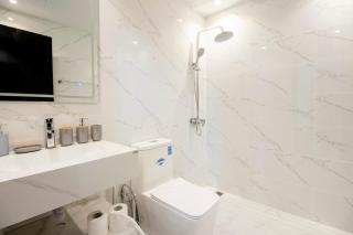 Marina Diamond 2 - Very Close to Metro - Cozy - 5